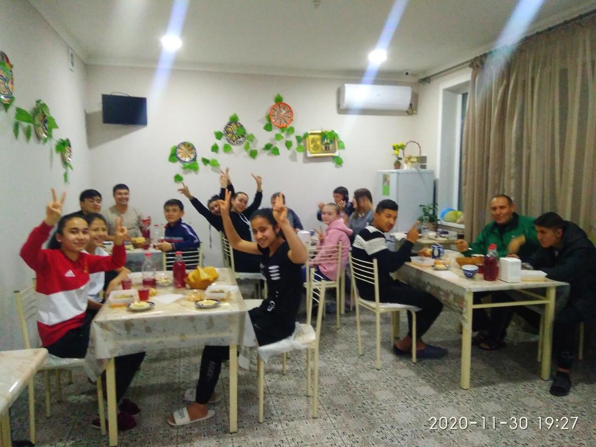 Hostel Bukhara Gold Tashkent Bagian luar foto
