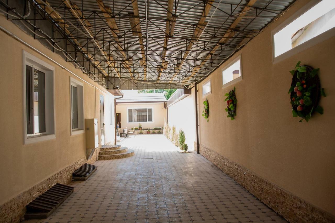 Hostel Bukhara Gold Tashkent Bagian luar foto