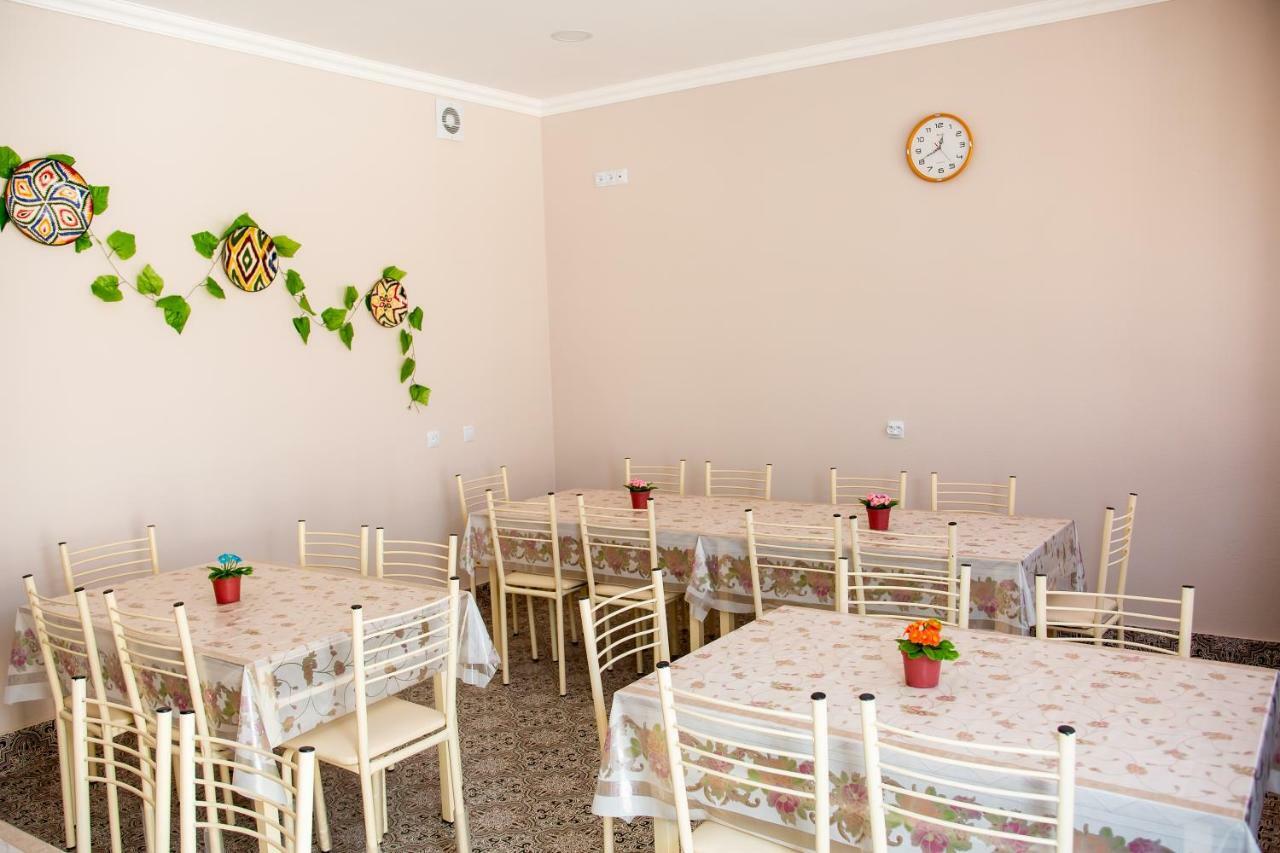 Hostel Bukhara Gold Tashkent Bagian luar foto