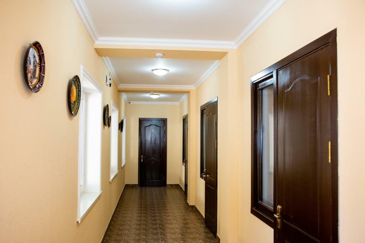 Hostel Bukhara Gold Tashkent Bagian luar foto