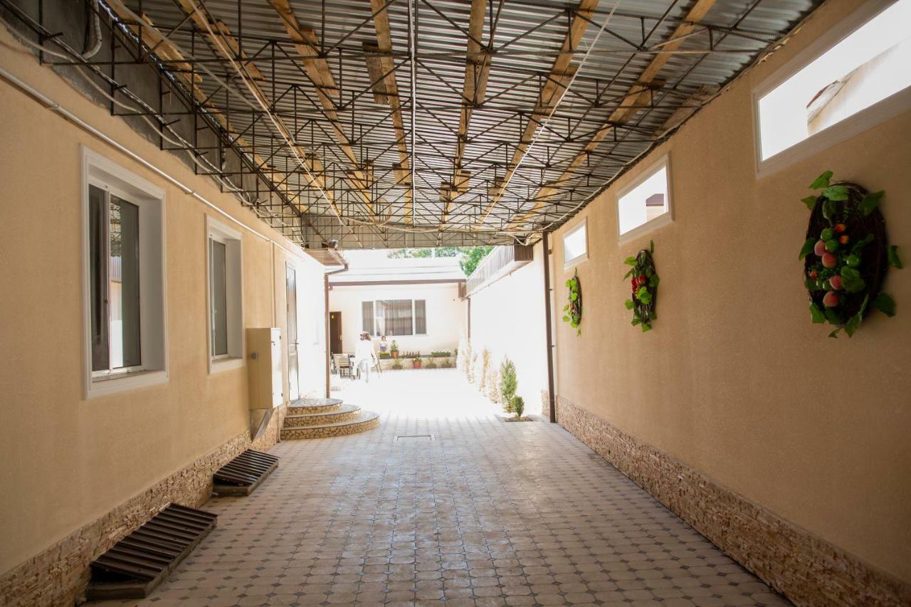 Hostel Bukhara Gold Tashkent Bagian luar foto