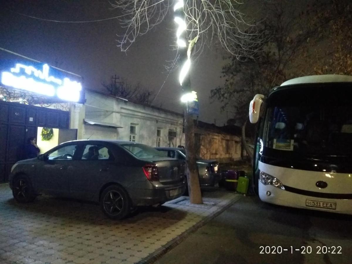 Hostel Bukhara Gold Tashkent Bagian luar foto